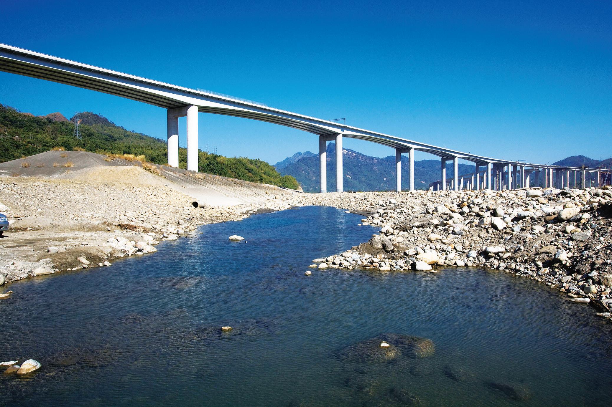 國道6號國姓高架橋